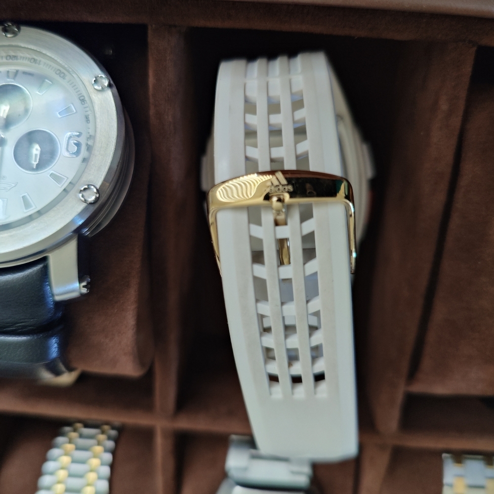 Adidas Watch - Picture 3 of 3